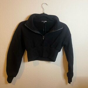 Fashion Nova Black Zip-Up Cropped Hoodie